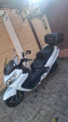 DAFRA MAXSYM 400i 